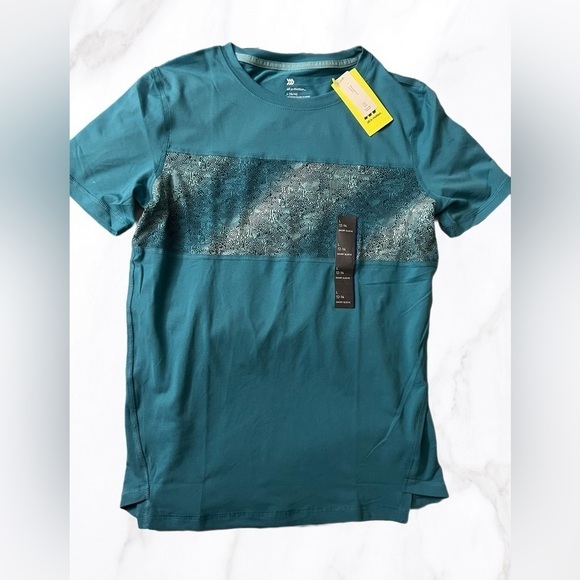 Youth Athletic shirt size L (12/14) NWT - Picture 1 of 2